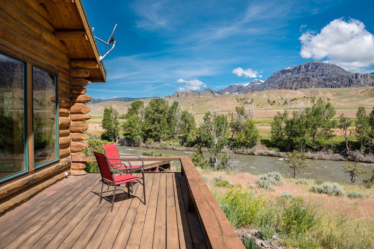 Yellowstone Cutthroat Guest Ranch Hotel Wapiti Exterior photo