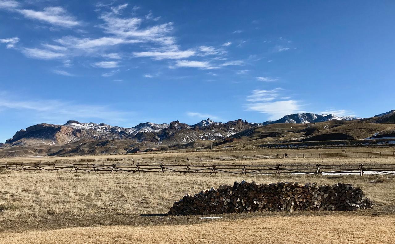 Yellowstone Cutthroat Guest Ranch Hotel Wapiti Exterior photo